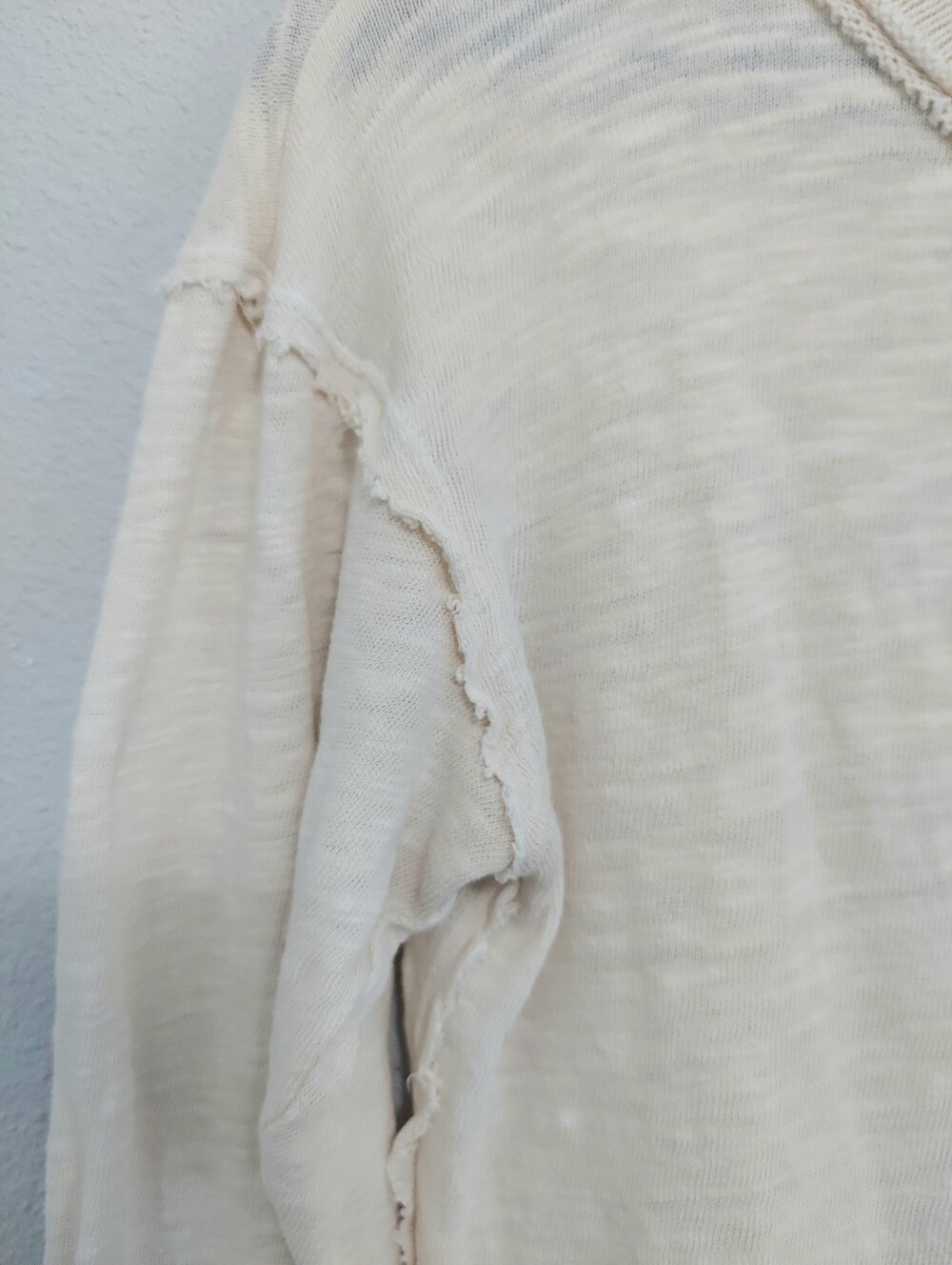 We The Free Cotton Ivory Long Sleeve Knit Henley Top Distressed Edges Small - Picture 4 of 12